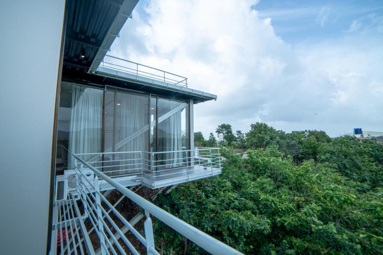 Grape County Eco Resort & Spa, Nashik Exteriör bild